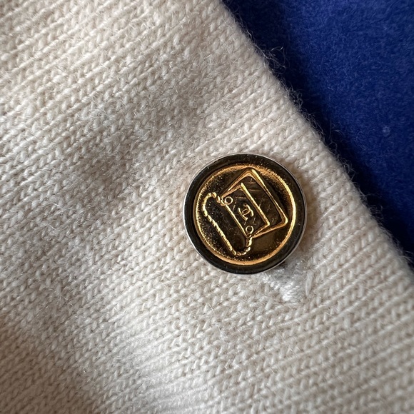 Chanel vintage 100% cashmere sweater size small - Picture 11 of 15